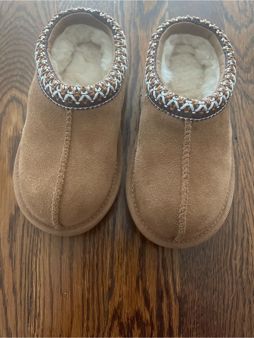 Like New, UGG Kids Chestnut Tasman Slippers